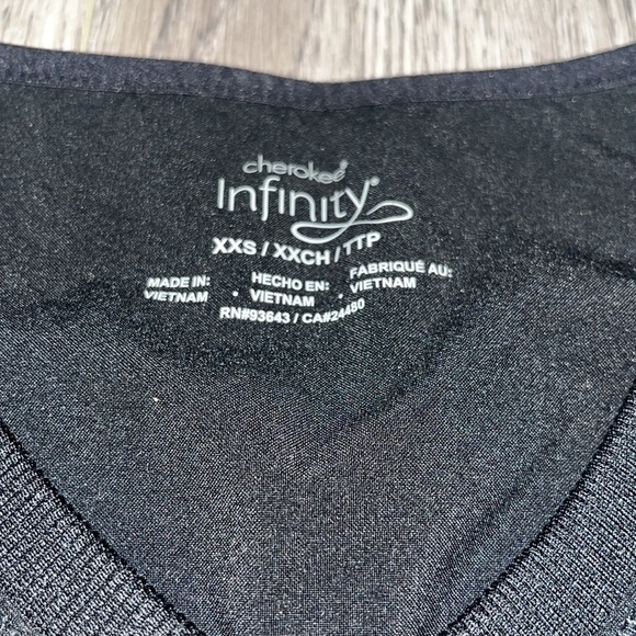 Scrub top - Picture 2 of 2